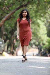 Telugu Actress Karunya Chowdary