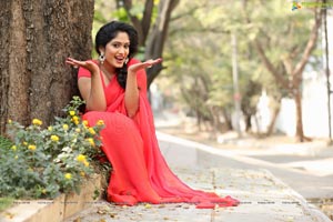 Sowmya Venugopal HD Photos