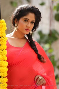 Sowmya Venugopal HD Photos