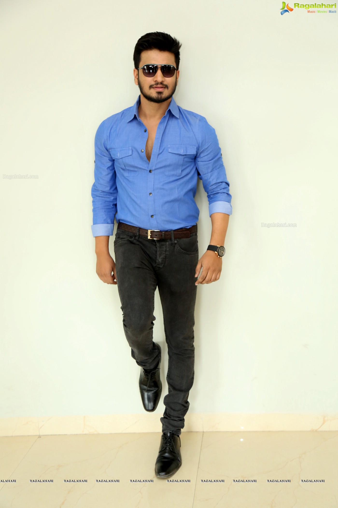 Nikhil Siddharth at kirrak Party press meet (Posters)