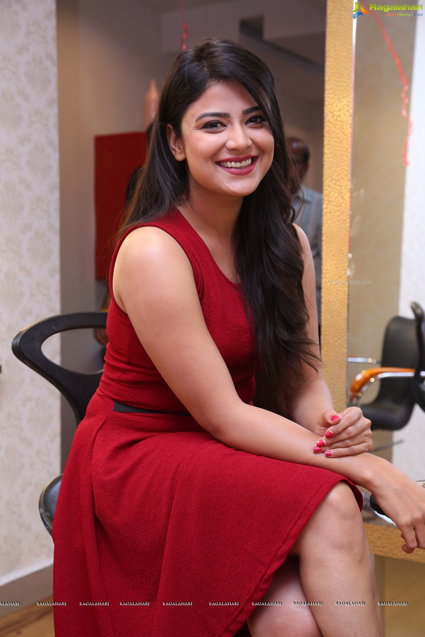 Priyanka Sharma at Habib's Salon Launch (Posters)