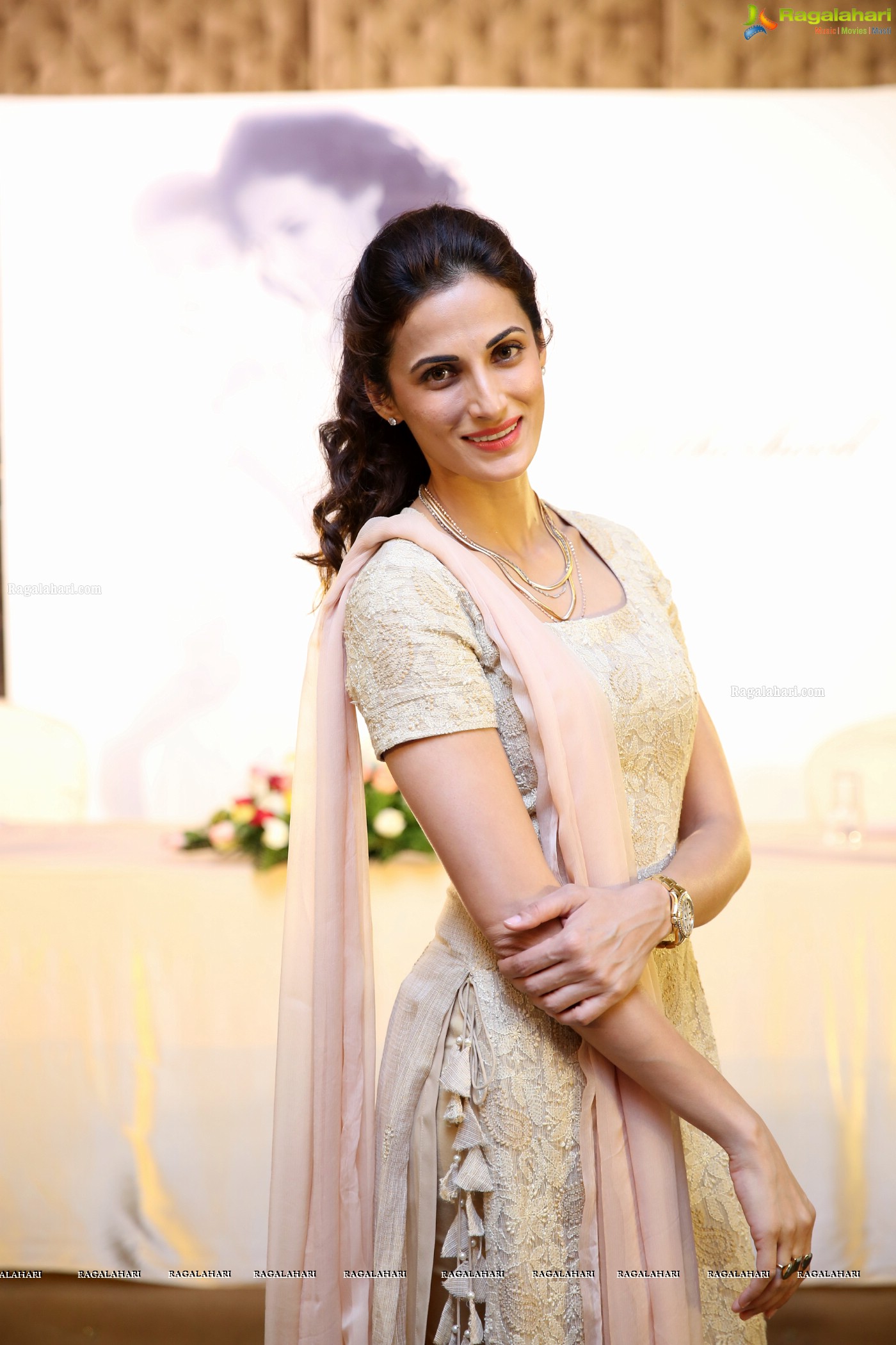 Shilpa Reddy at Journey to Motherhoood Blog Launch (Posters)