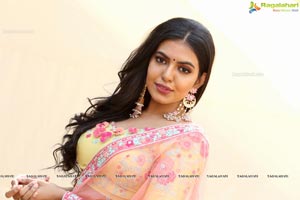 2 States Heroine Shivani Rajasekhar