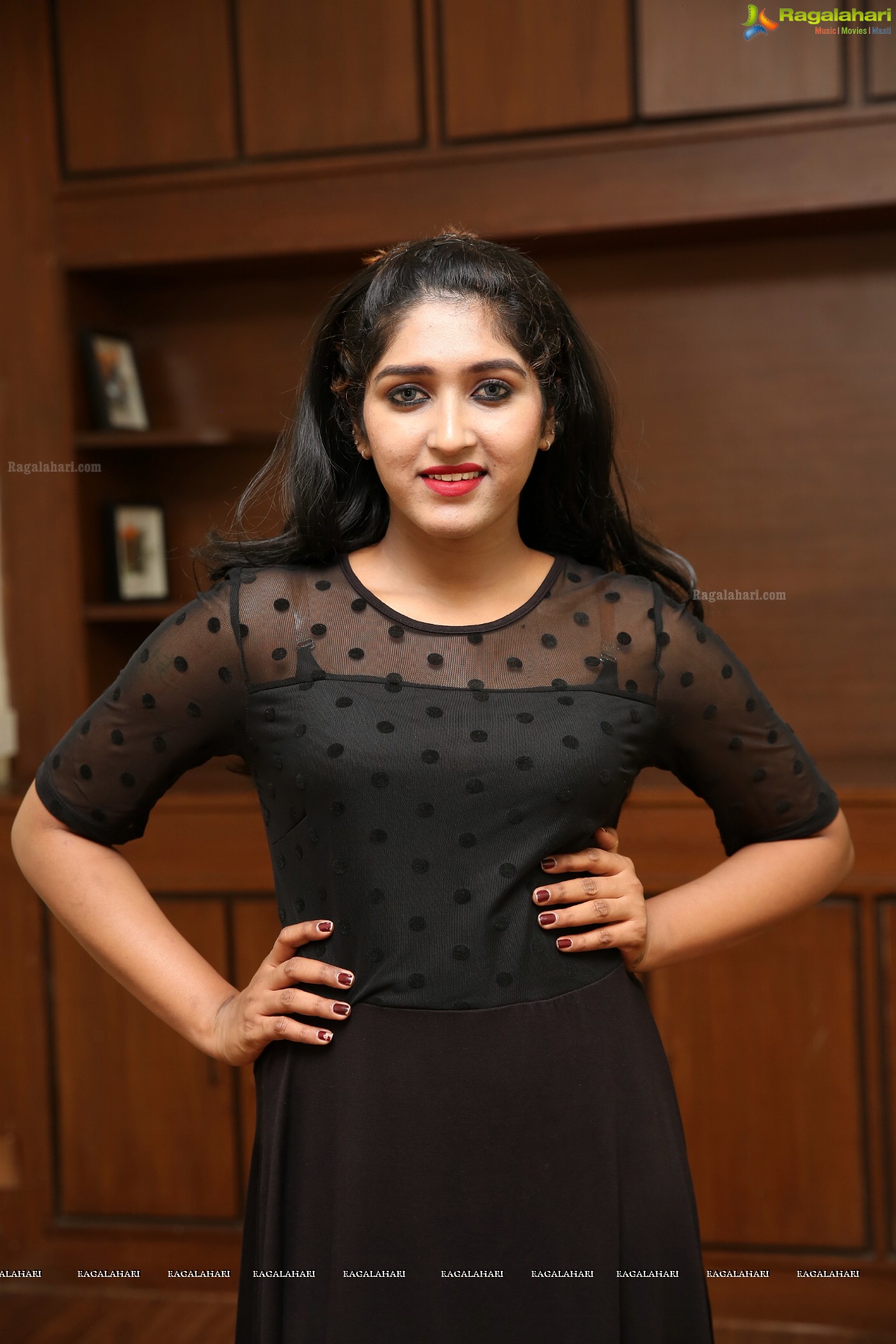 Sowmya At Desire Designer Exhibition Curtain Raiser (Posters)