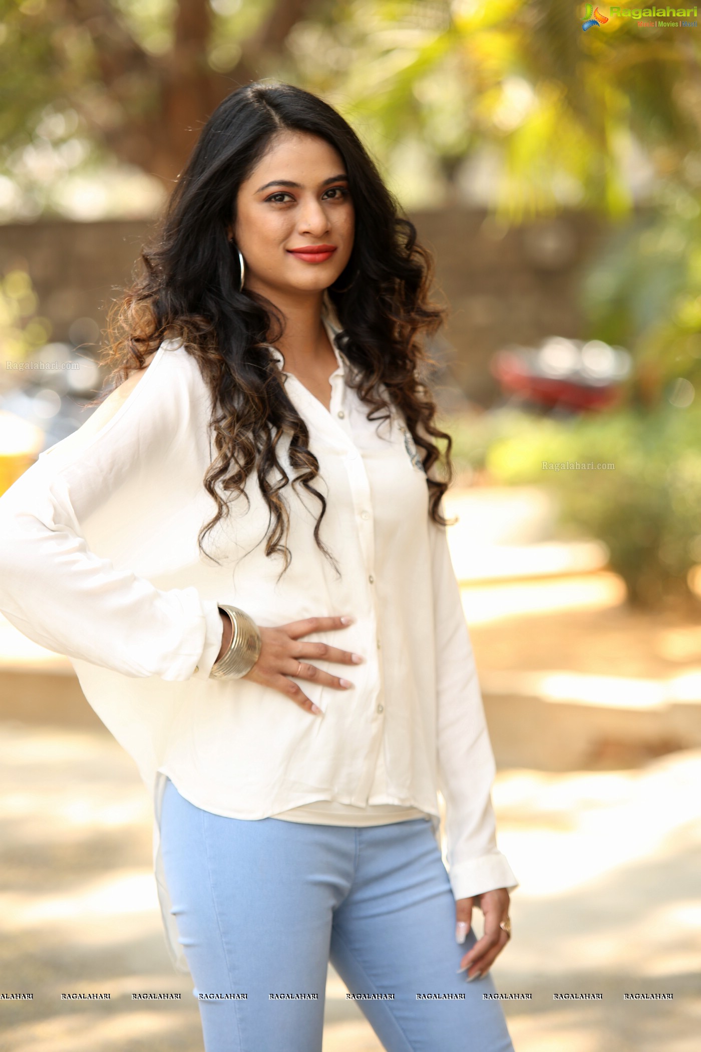 Zara Shah at Aithe 2.0 Pre-Release Event (Posters)