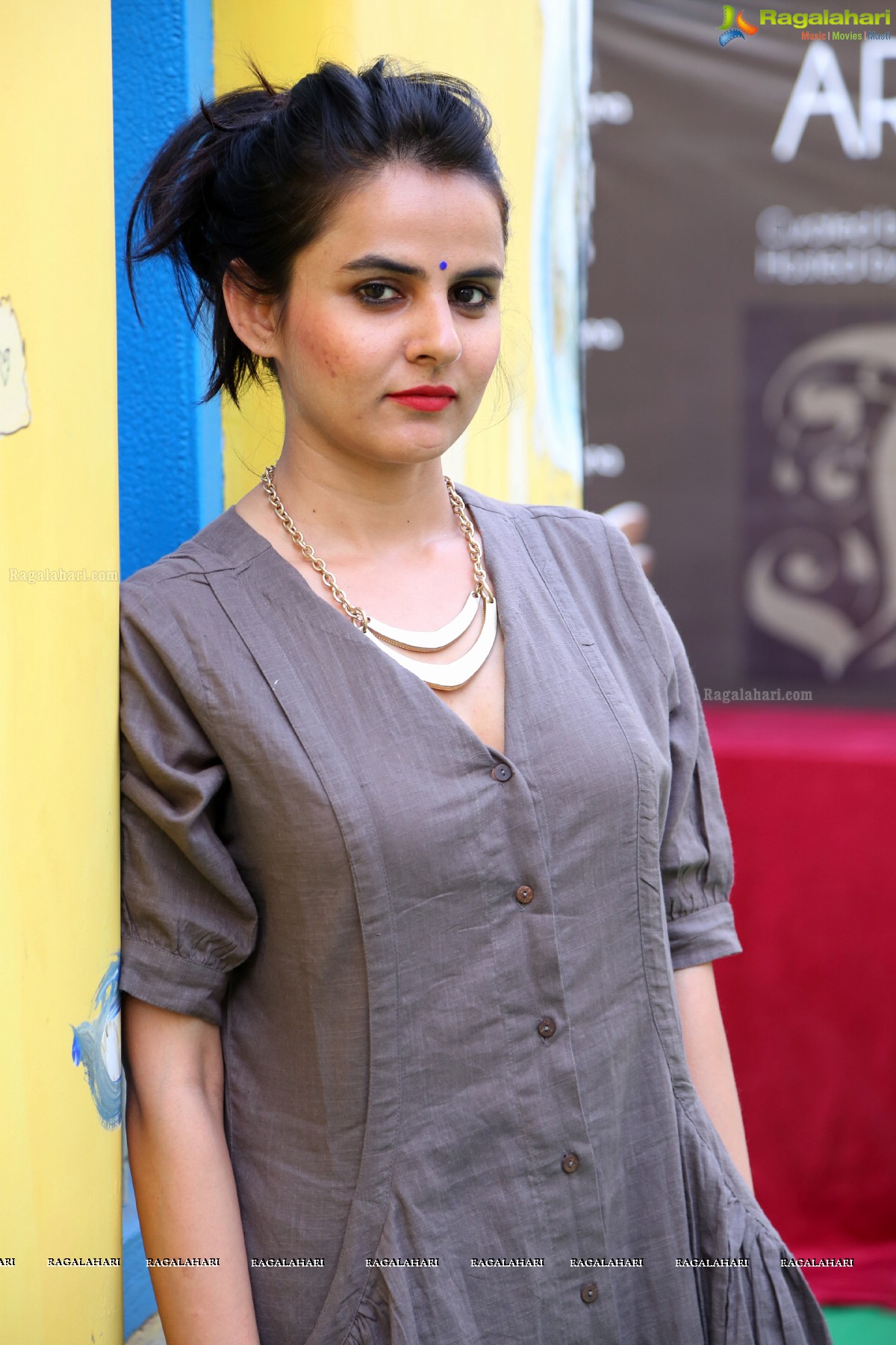 Asna Khan Suri at Flaunt Market Jewellery Expo