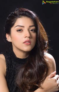 Mehreen Pirzada