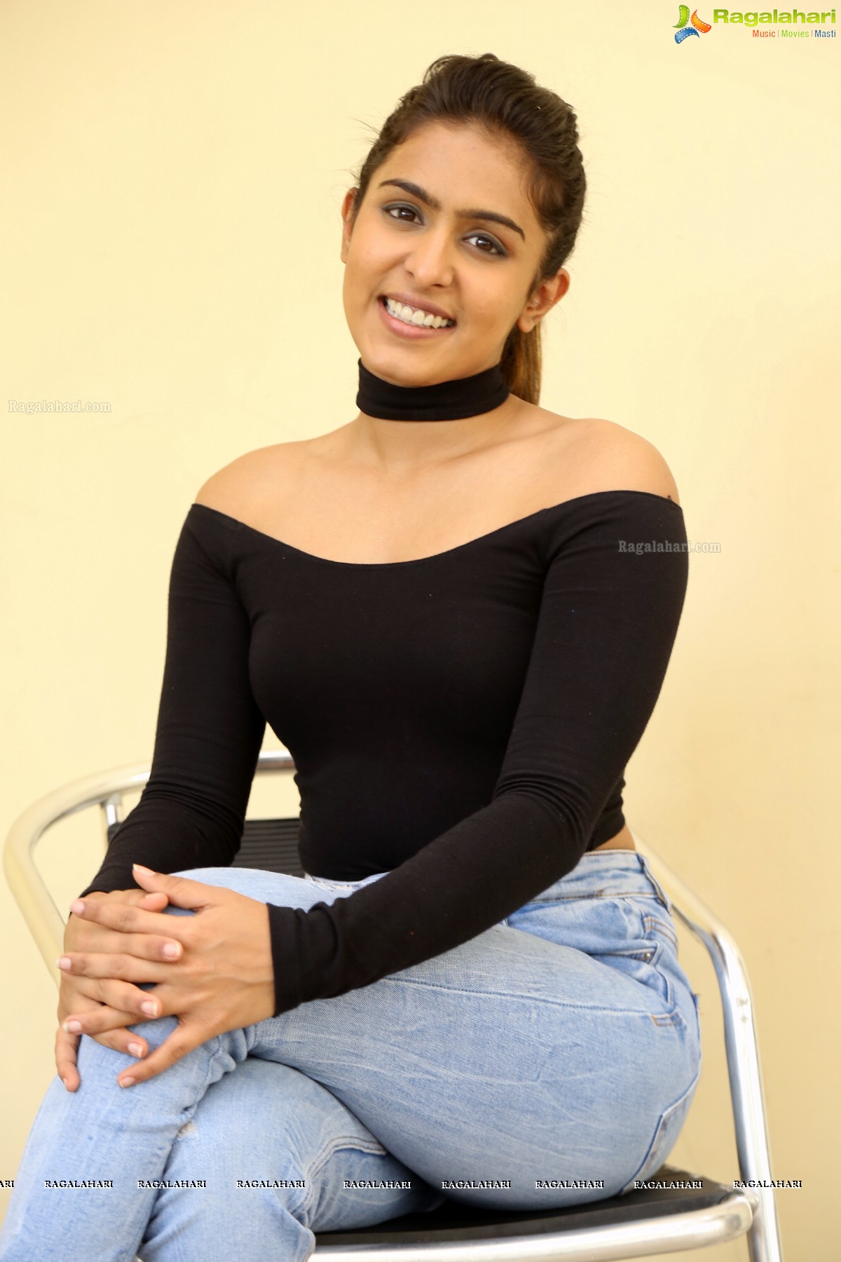 Samyuktha Hegde at Kirrak Party Success Meet