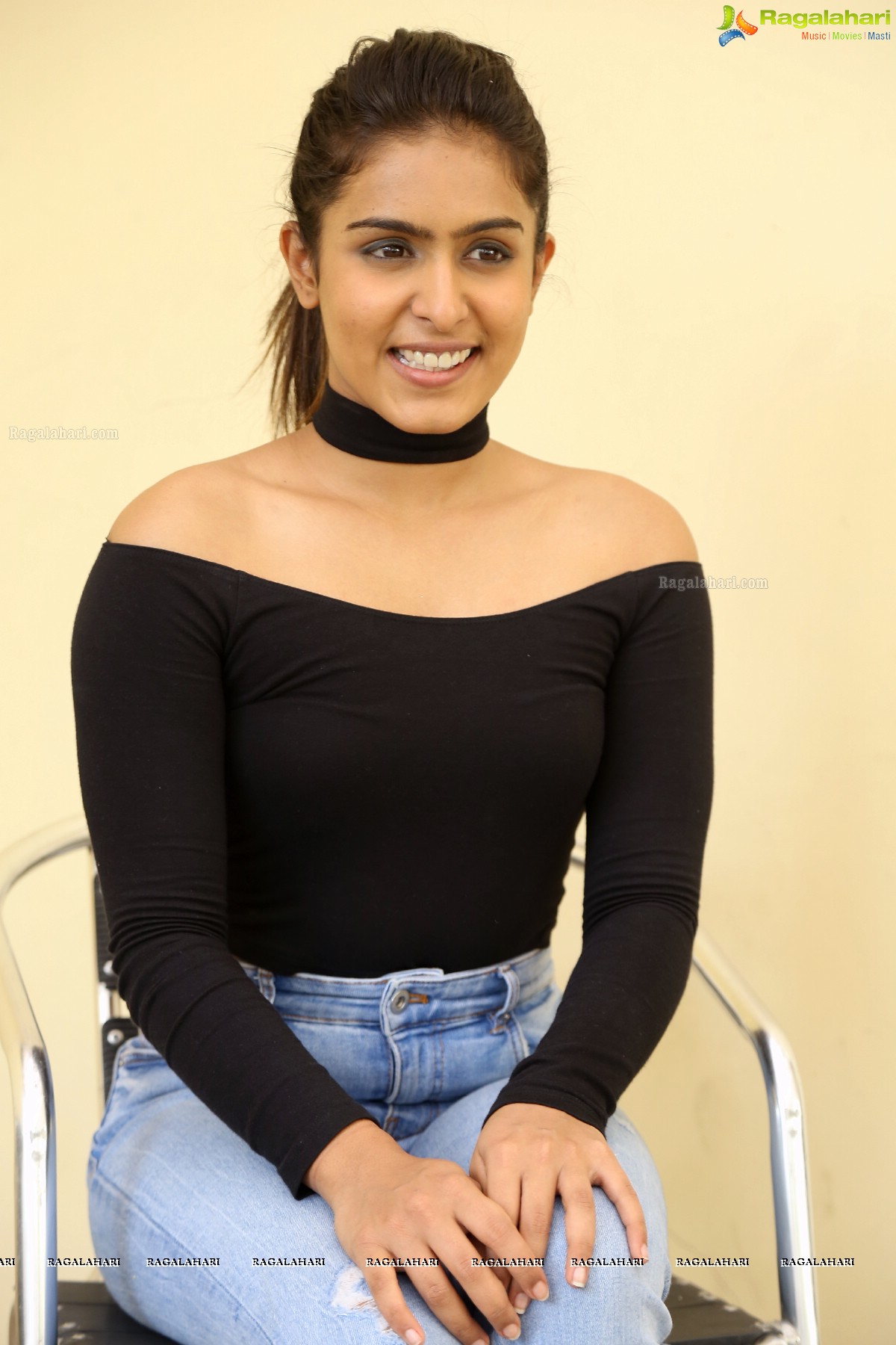 Samyuktha Hegde at Kirrak Party Success Meet