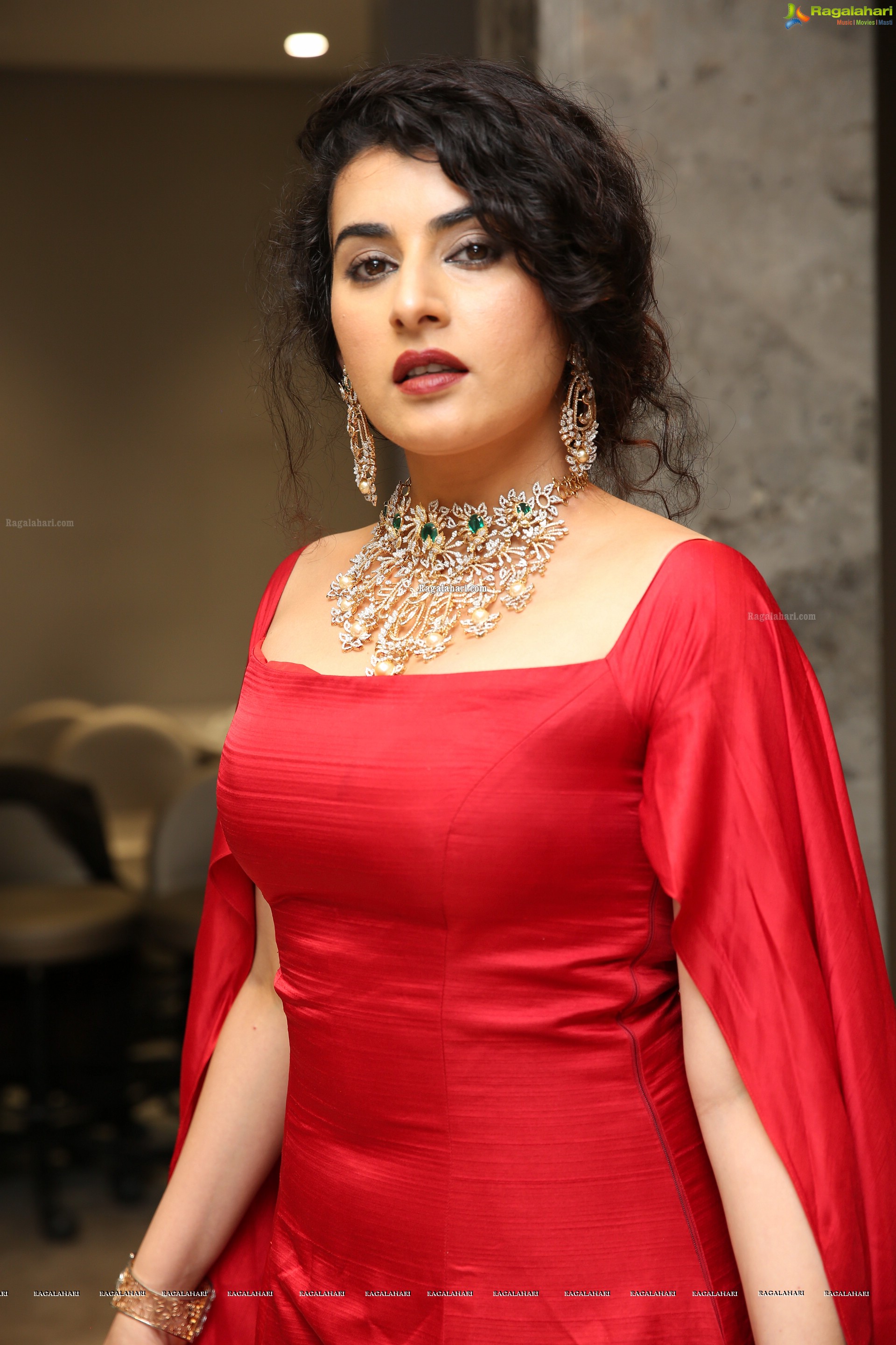 Archana Shastry @ Kalasha Fine Jewels Fashion Show - HD Gallery