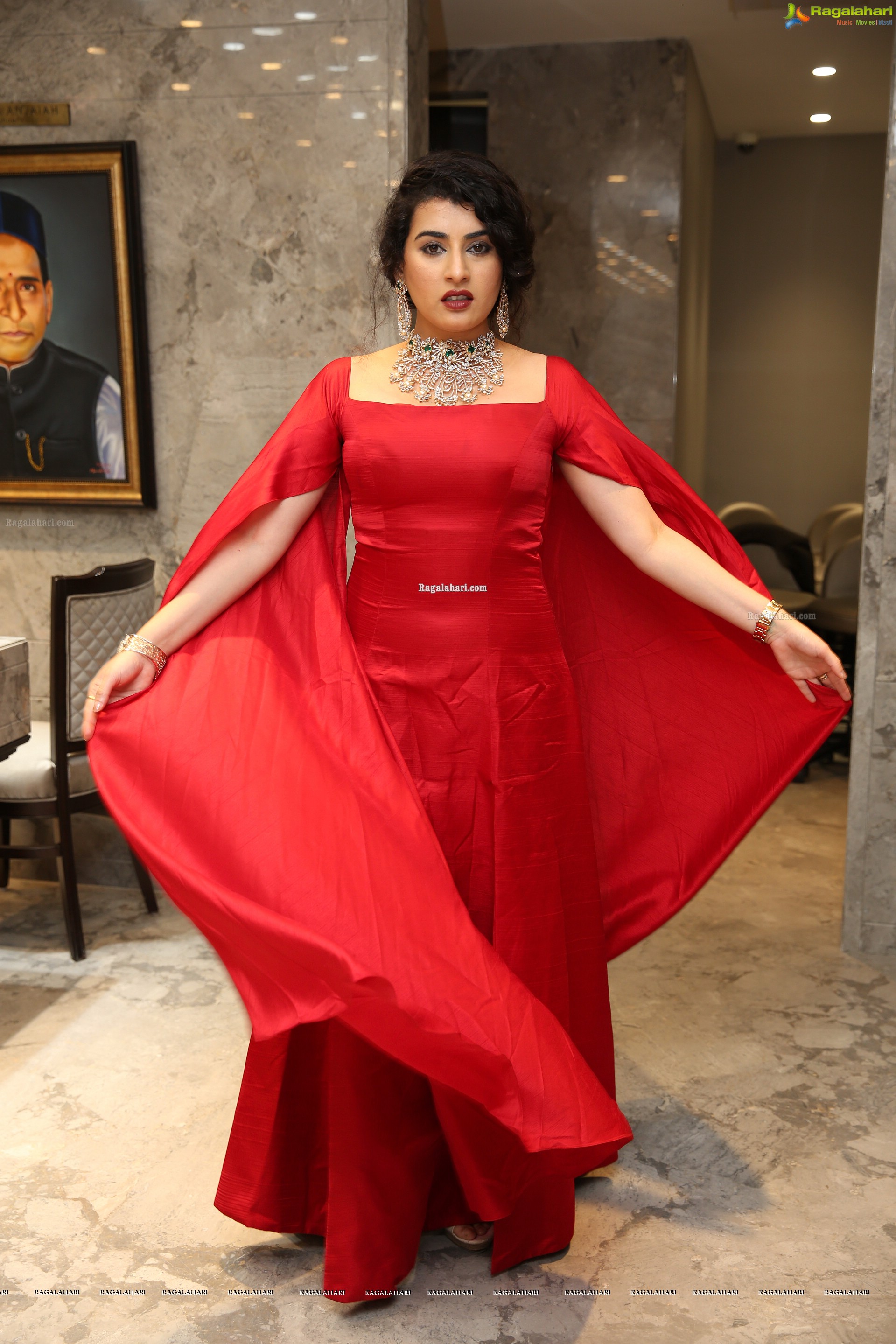 Archana Shastry @ Kalasha Fine Jewels Fashion Show - HD Gallery