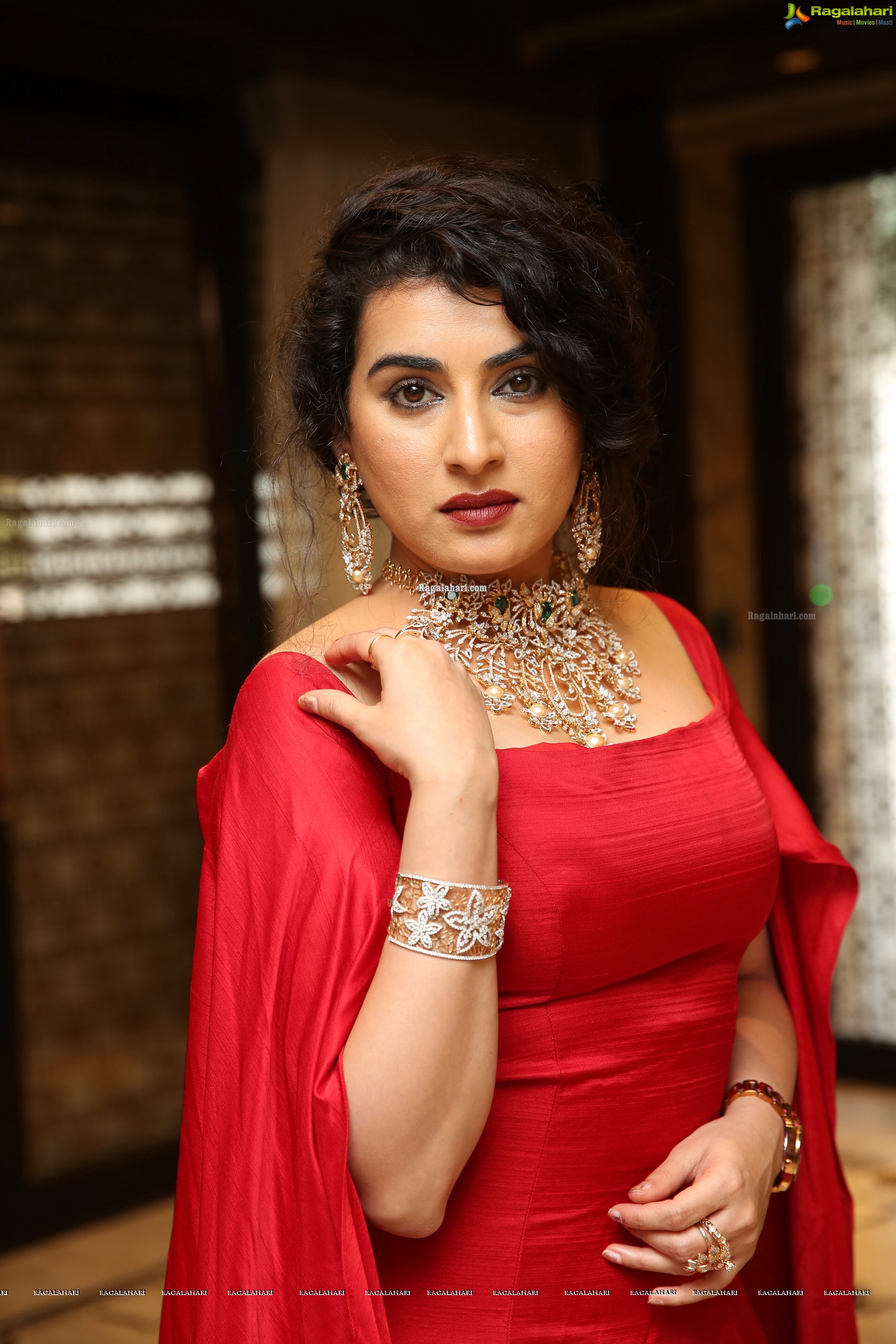 Archana Shastry @ Kalasha Fine Jewels Fashion Show - HD Gallery