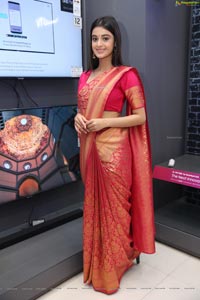 Darshana Banik 