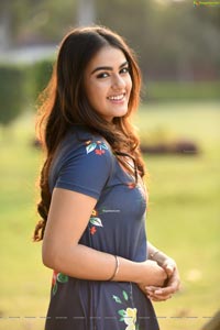 Kavya Thapar Photoshoot