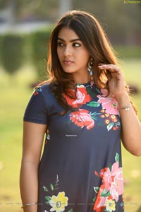 Kavya Thapar Photoshoot