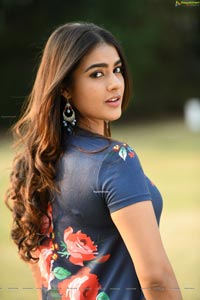 Kavya Thapar Photoshoot