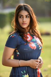 Kavya Thapar Photoshoot