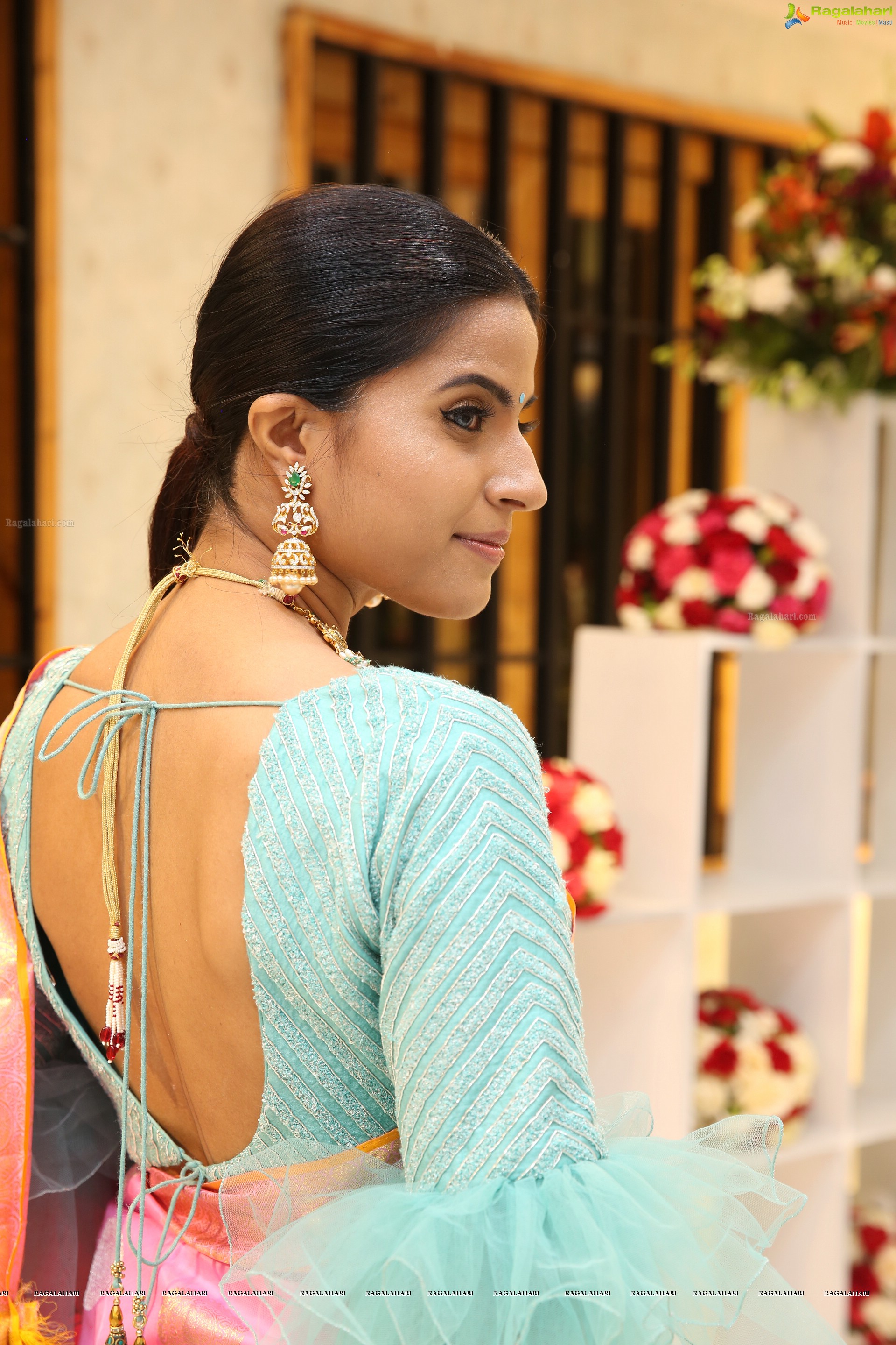 Krupa [HD] @ Siddheshwari New Store Launch & Fashion Show