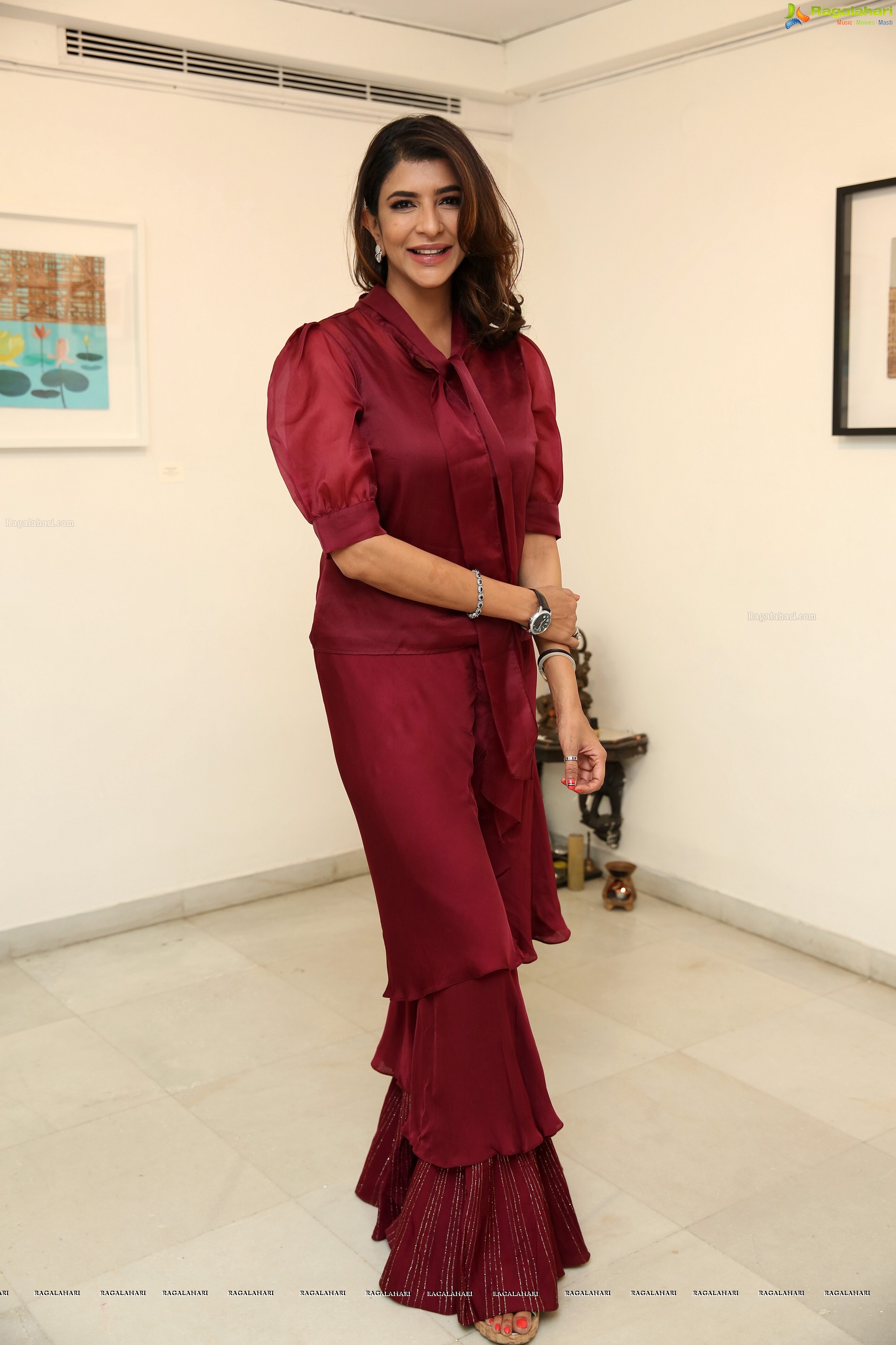 Lakshmi Manchu @ Shrishti Art Gallery - HD Gallery