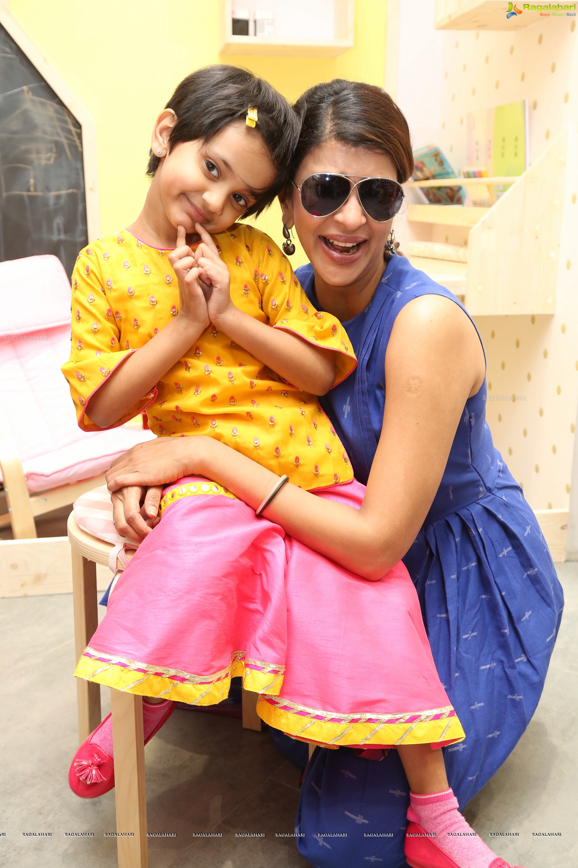 Lakshmi Manchu [HD] @ Peony Kids Grand Opening