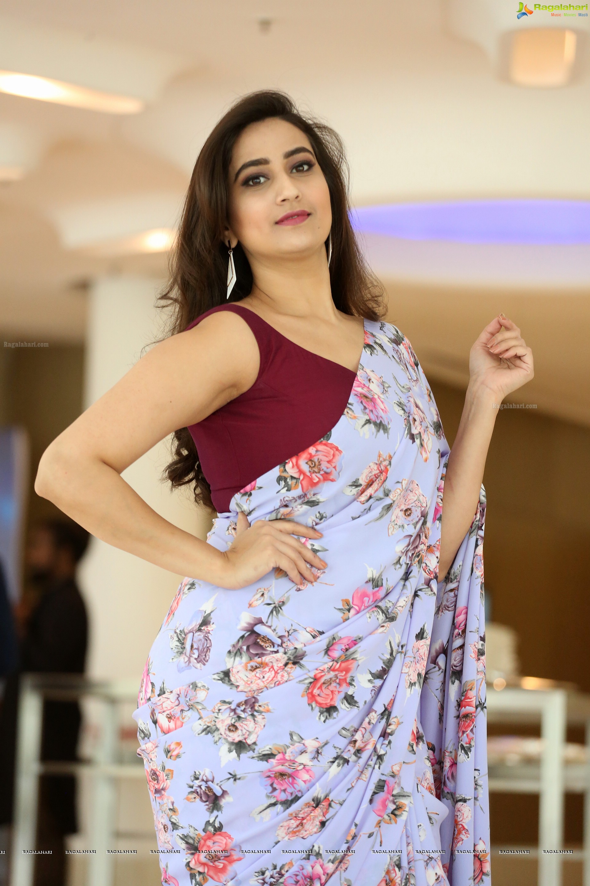 Manjusha @ 118 Success Meet - HD Gallery