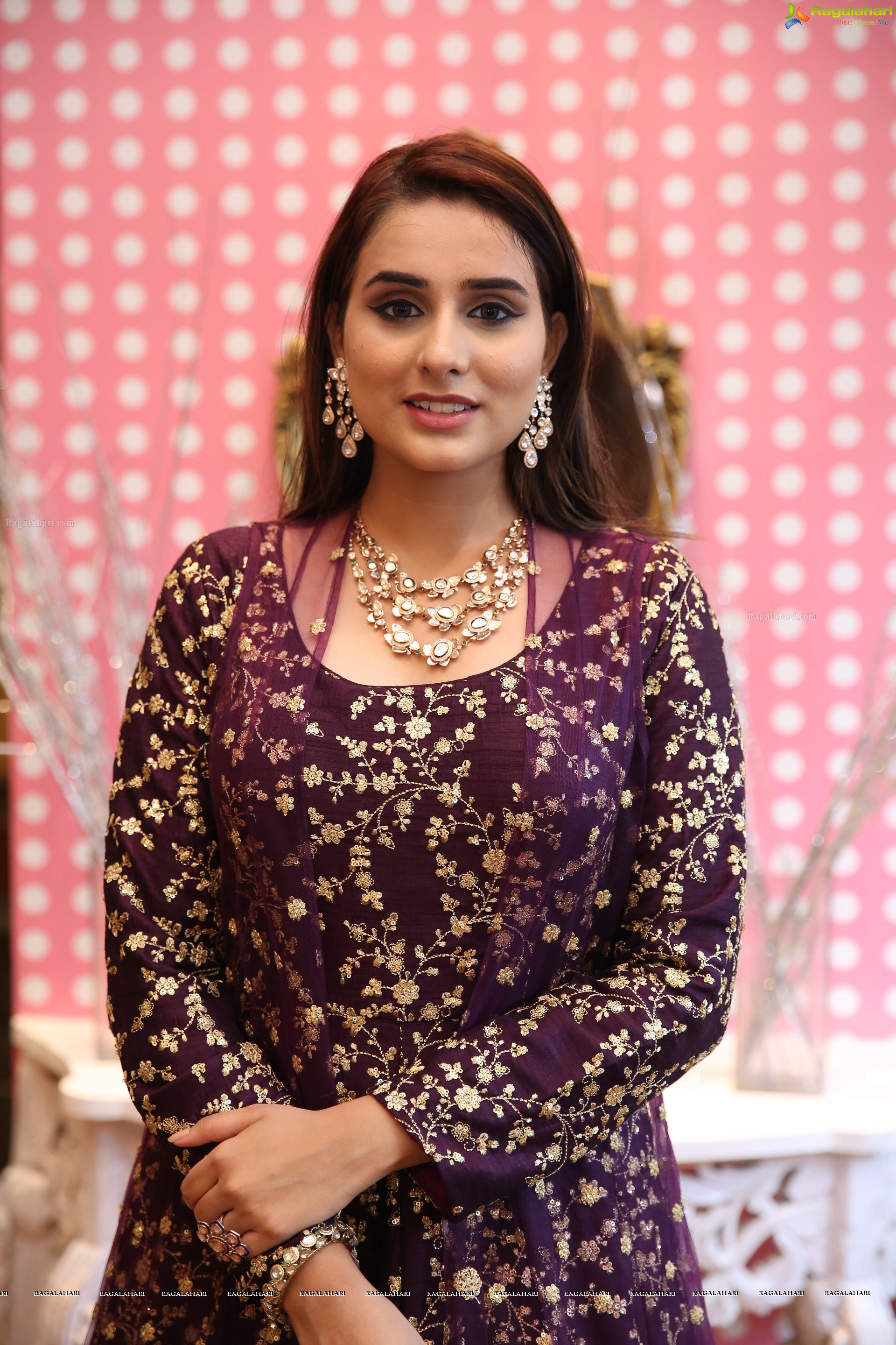 Nikitha Chaturvedi @ The Statement Jewellery Show - HD Gallery