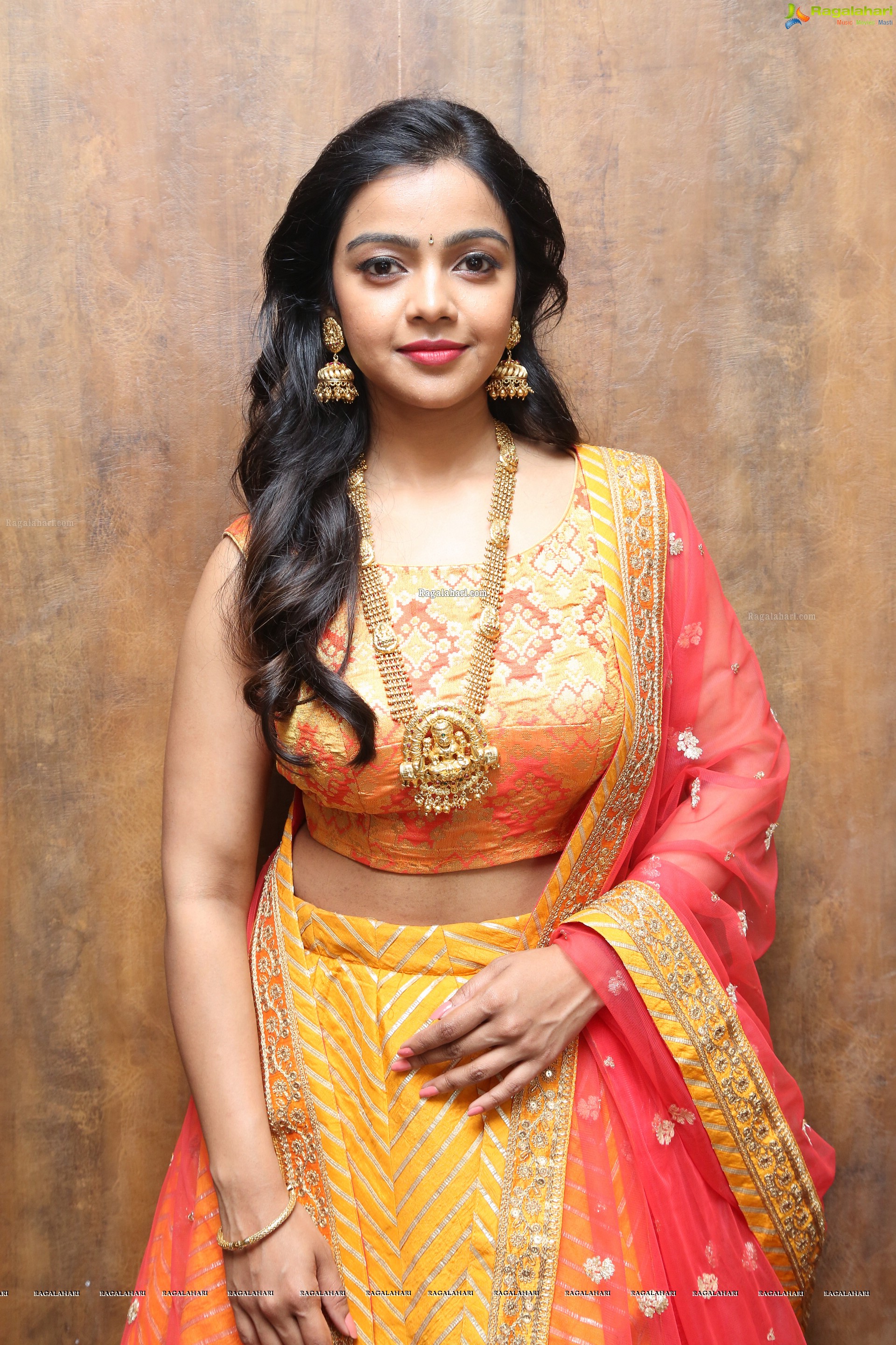 Nithya Shetty [HD] @ Aarna Collections Opening