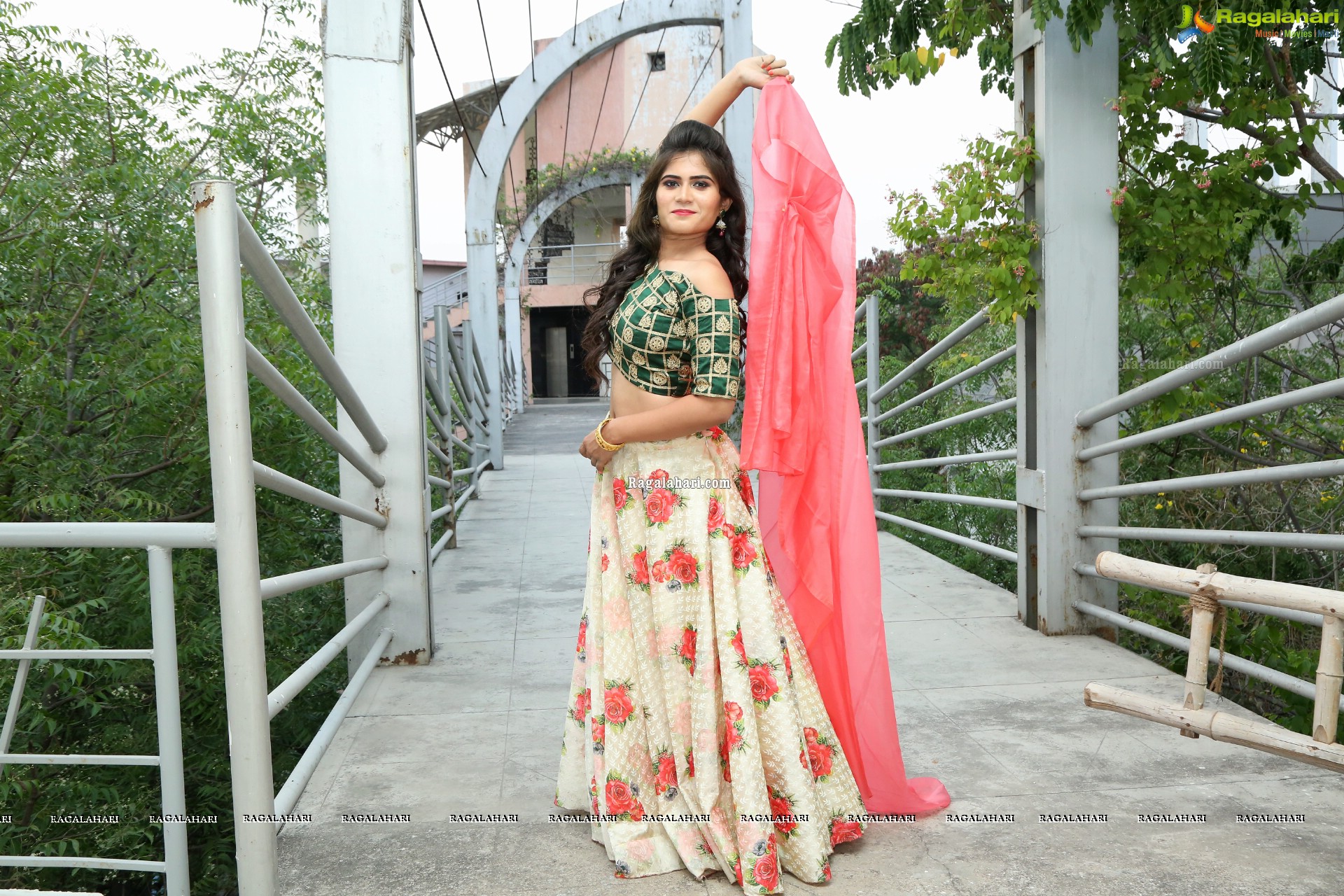 Tara Chowdary @ Ikat Art Mela Launch - HD Gallery