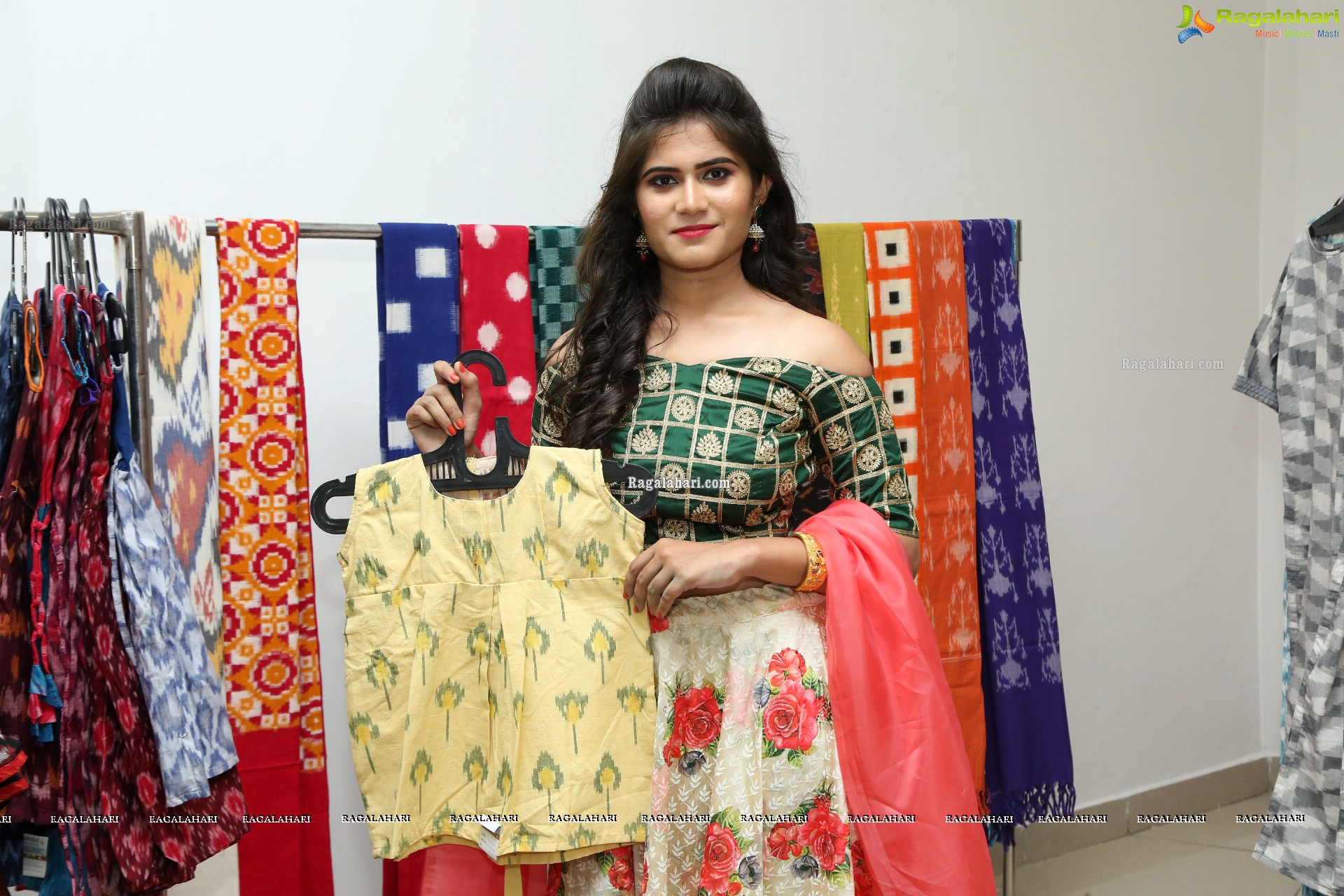 Tara Chowdary @ Ikat Art Mela Launch - HD Gallery