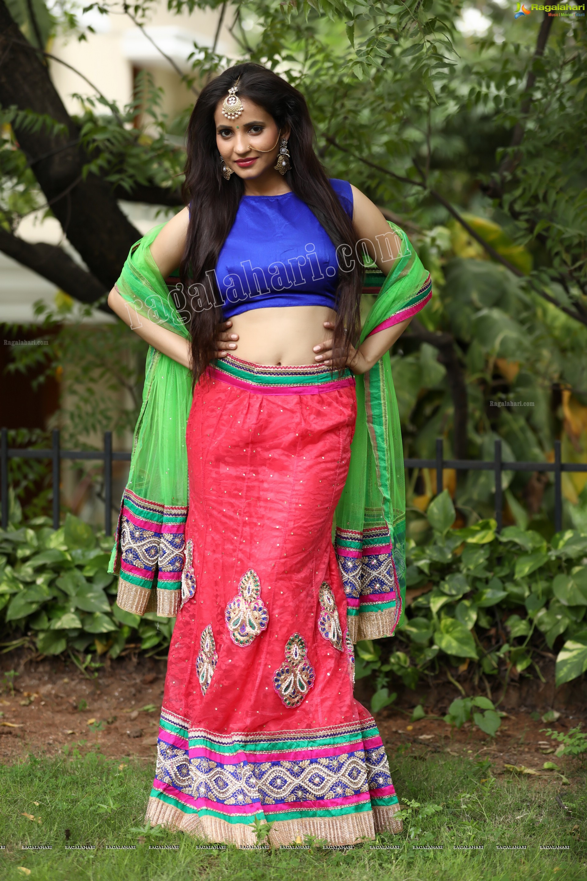 Khushboo Naaz (Exclusive Photo Shoot) (High Definition Photos)