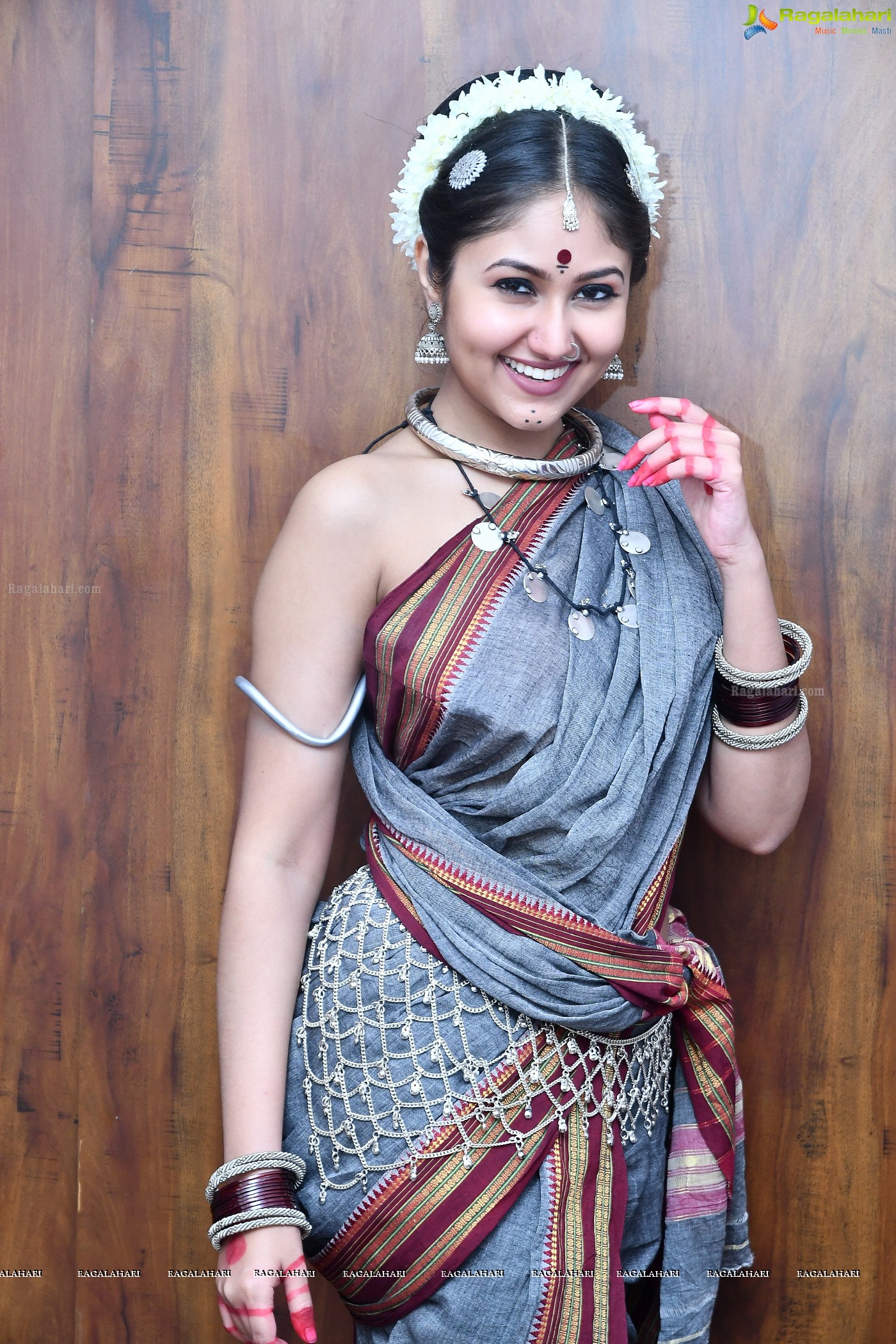 Antasheela Ghosh (Posters) at Enki Pata RP Nota Album Launch