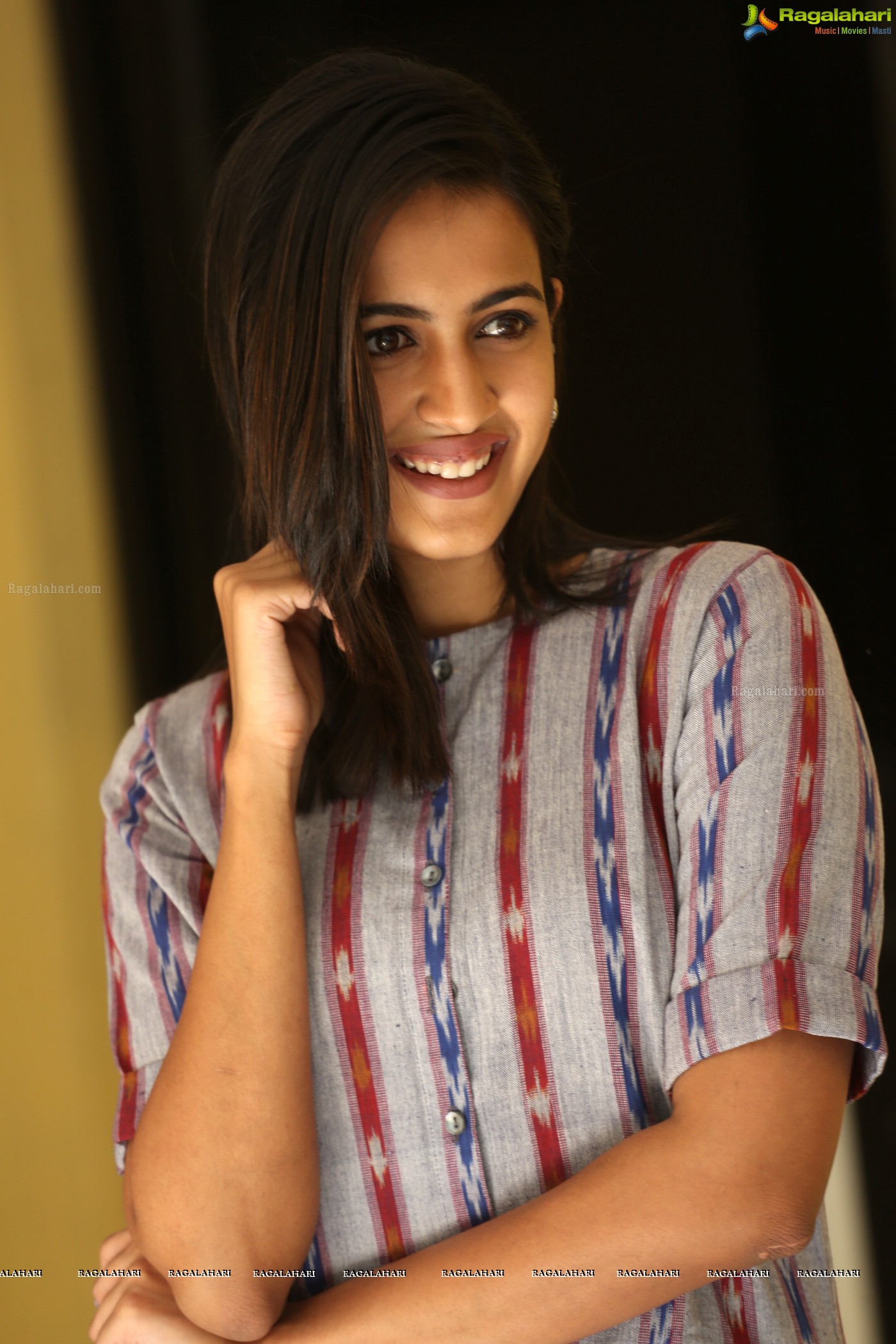 Niharika Konidela (Posters) @ Suryakantham Interview