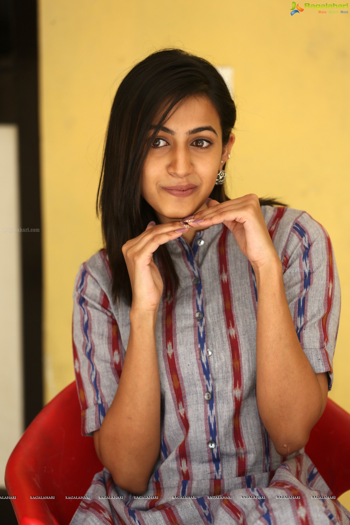 Niharika Konidela (Posters) @ Suryakantham Interview