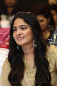 Anushka Shetty Nishabdham Pre Release Event 