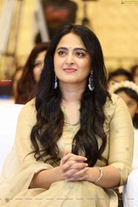 Anushka Shetty Nishabdham Pre Release Event 