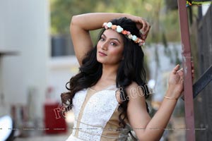 Ashmitha Karnani Exclusive Photo shoot