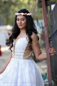 Ashmitha Karnani Exclusive Photo shoot