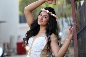 Ashmitha Karnani Exclusive Photo shoot