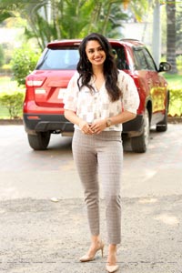 Malavika Nair Orey Bujjiga Pre Release Event