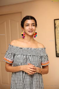 Manchu Lakshmi at Shrishti Art Gallery