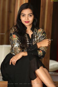 Nithya Shetty O Pitta Katha Interview Stills