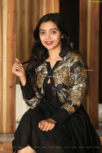 Nithya Shetty O Pitta Katha Interview Stills