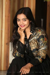 Nithya Shetty O Pitta Katha Interview Stills