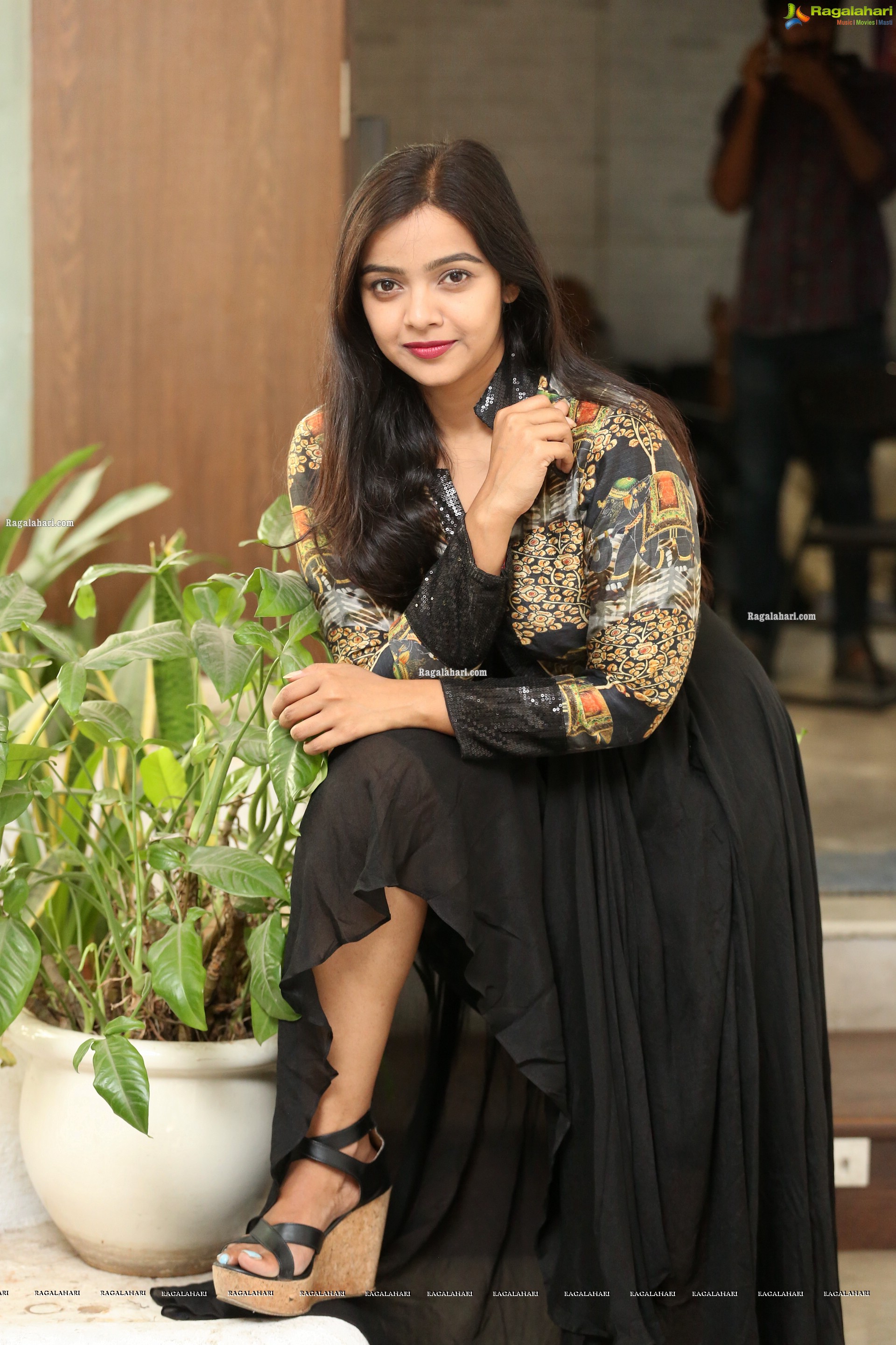 Nithya Shetty at O Pitta Katha Interview Stills