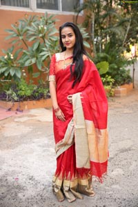 Sahithi Avanchi at Silk & Cotton Fab Of India 2020