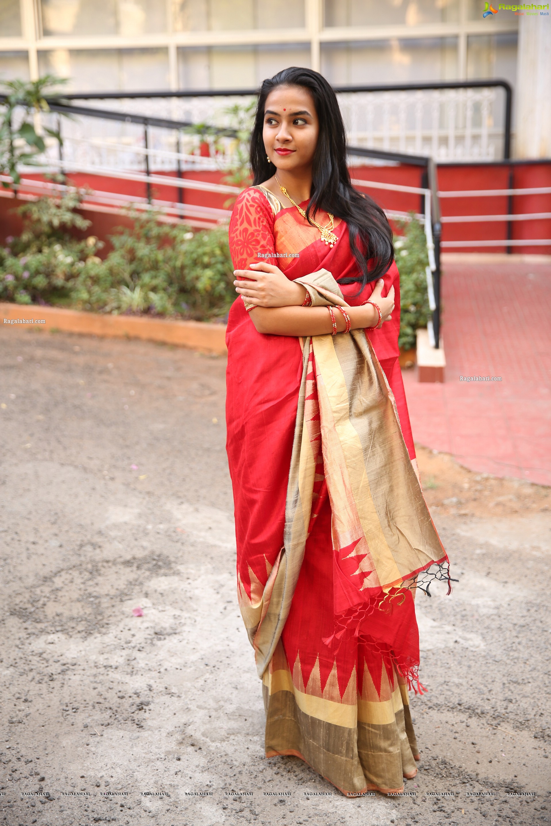 Sahithi Avanchi at Silk & Cotton Fab Of India 2020 - HD Gallery