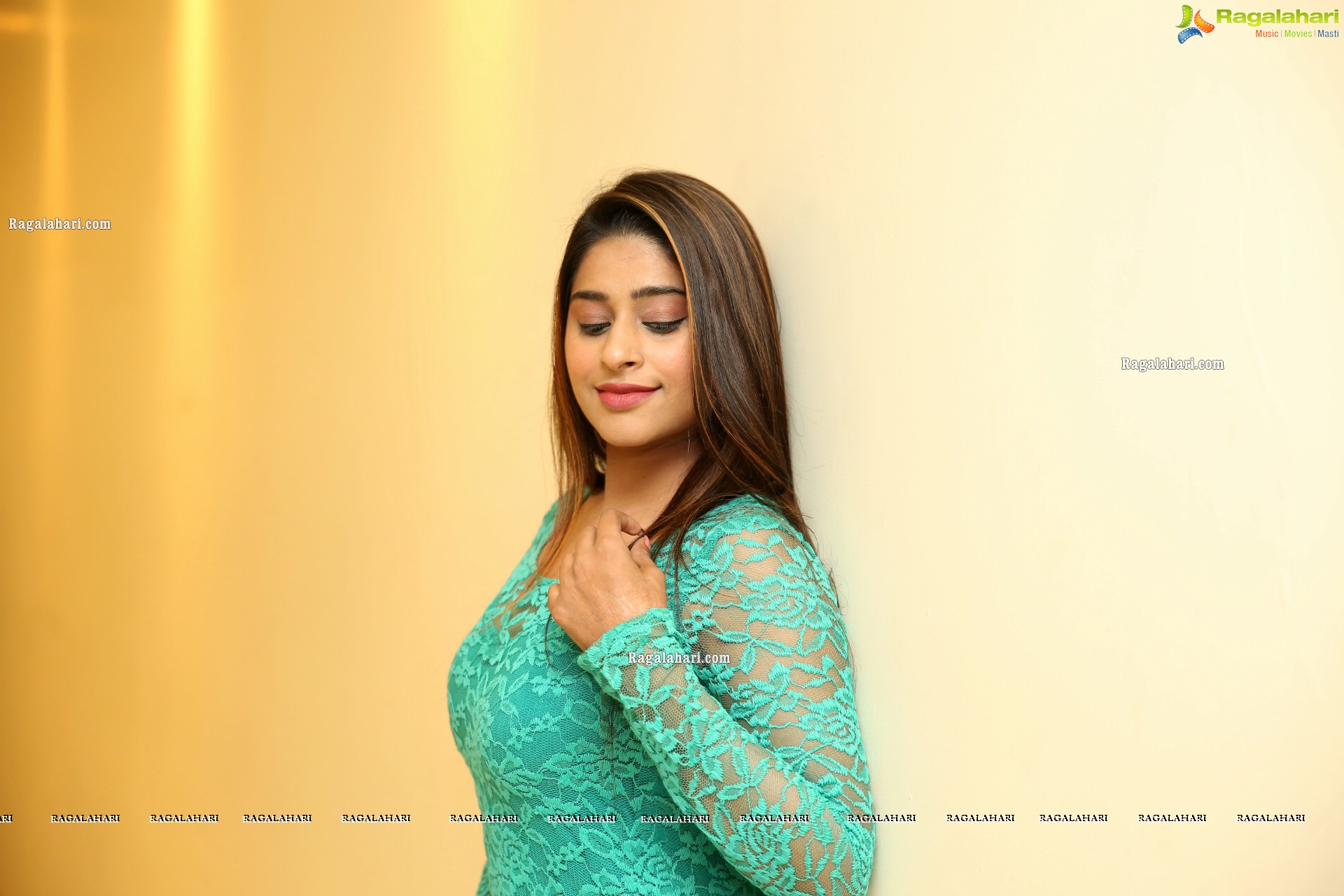 Shravani Varma @ Desire Exhibition Hyderabad 2020 - HD Gallery