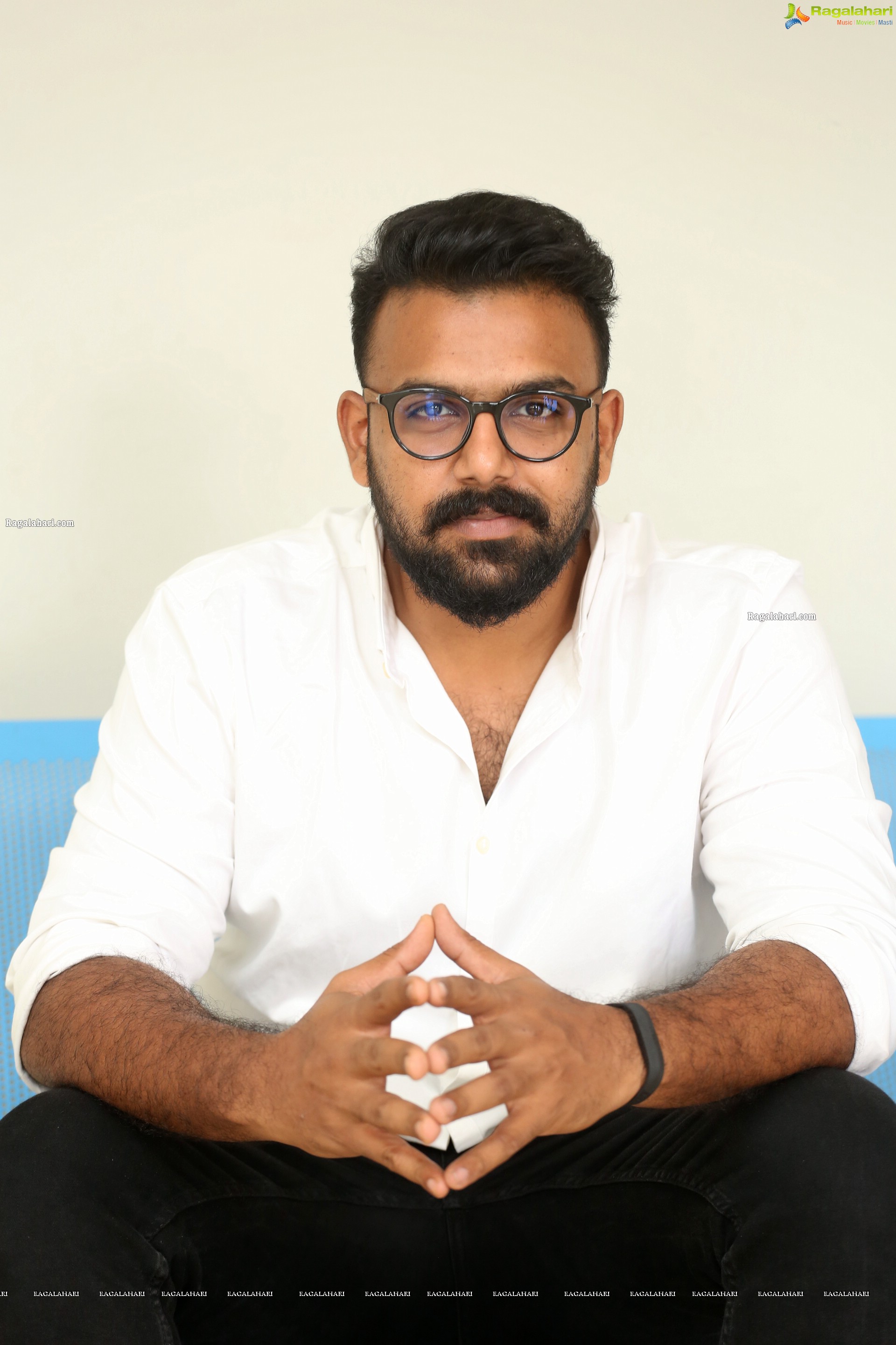 Tharun Bhascker at Neeku Matrame Chepta TV Show Press Meet Gallery