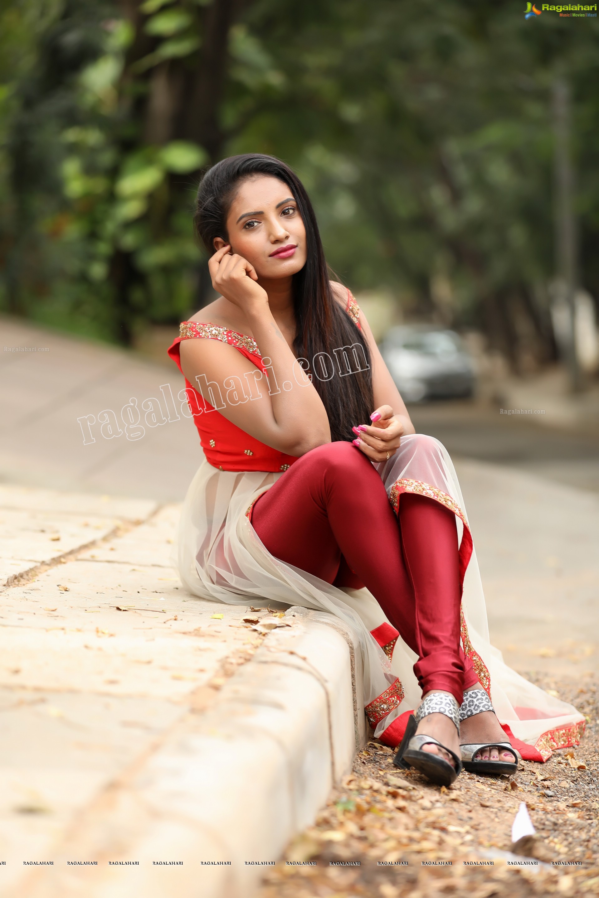 B Sujana Latest Photoshoot (High Definition Photos)