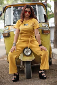 Gunnjan Aras in Yellow High-Waisted Self Tie Belt Long Pant